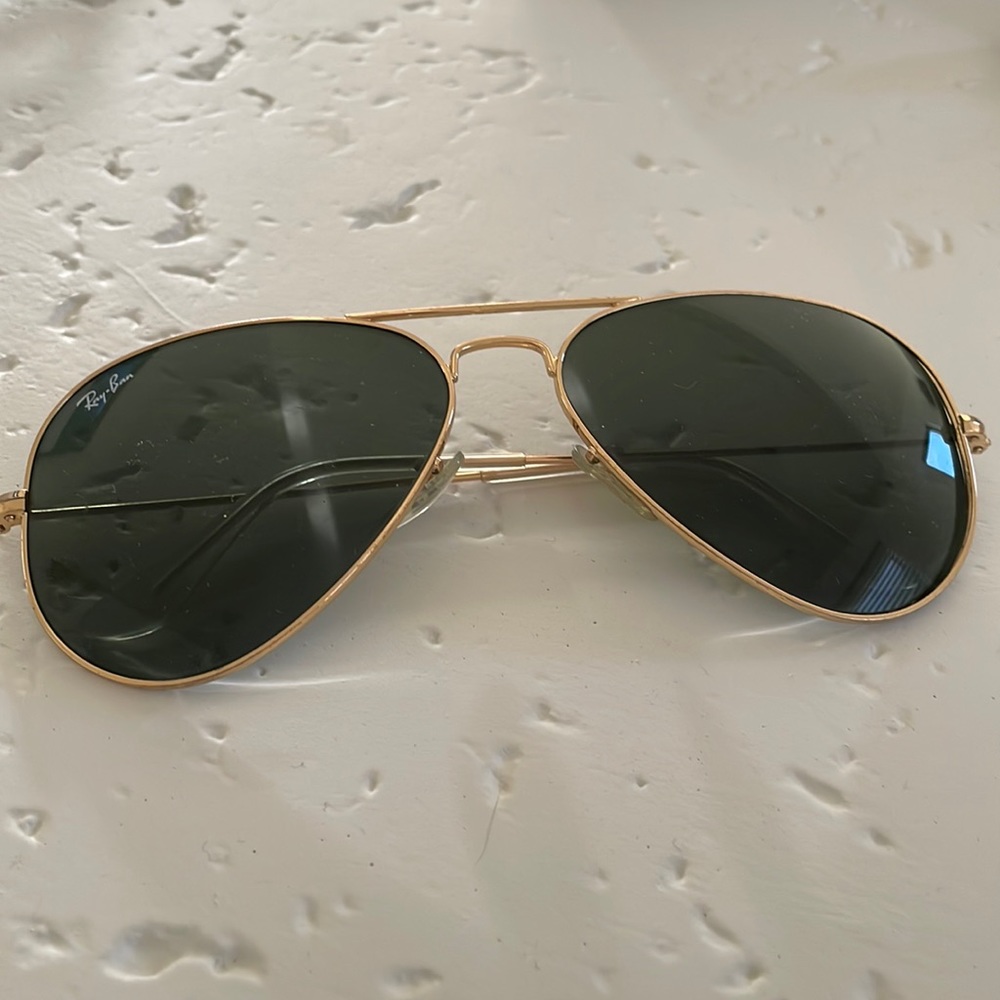 Ray Ban Aviator Classic sunglasses